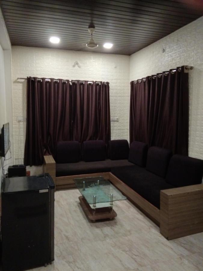 White Smoke Villa Igatpuri Luaran gambar